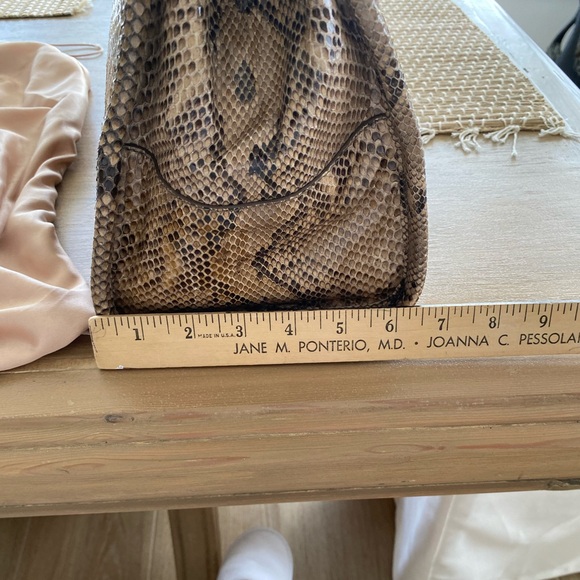 Prada
Pitone Lucido Python Tote - Picture 4 of 15